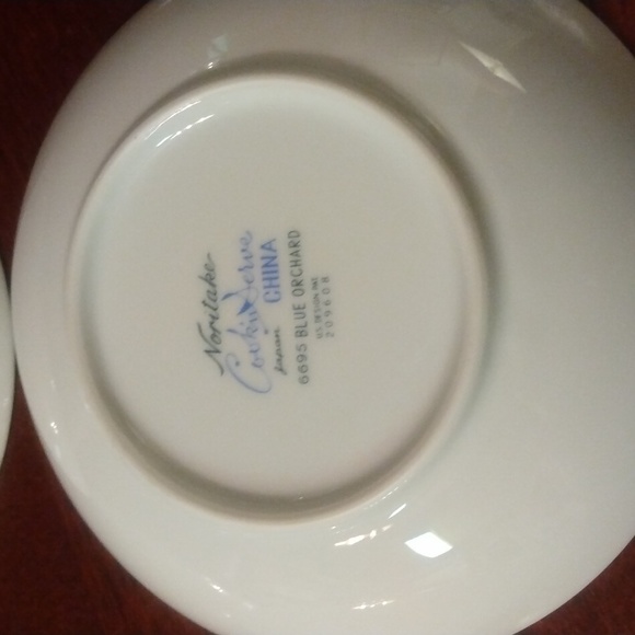 NORITAKE BLUE ORCHARD 6695 COOK'N SERVE JAPAN 5.5 " Cereal Bowls (4). - Picture 8 of 14